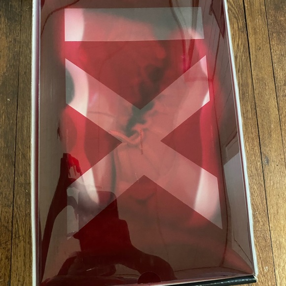 Red Air Jordan Retro 11’s - Picture 3 of 3